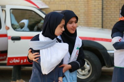 برگزاری مانور زلزله در مدارس به مناسبت هفته هلال احمر