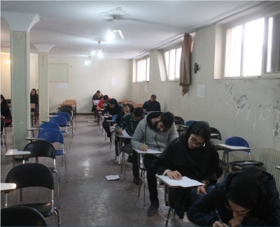 برگزاری امتحانات پایان ترم مرکز علمی کاربردی هلال احمر استان البرز